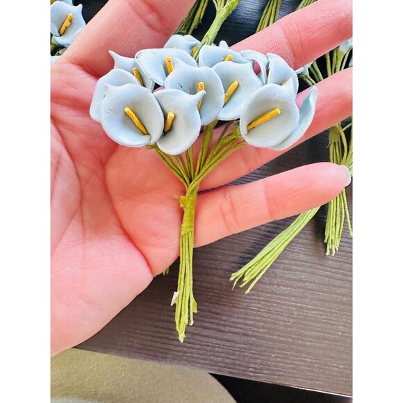 Mini artificial Calla Lily flower heads (288 pcs) – light sky blue - Picture 1 of 10